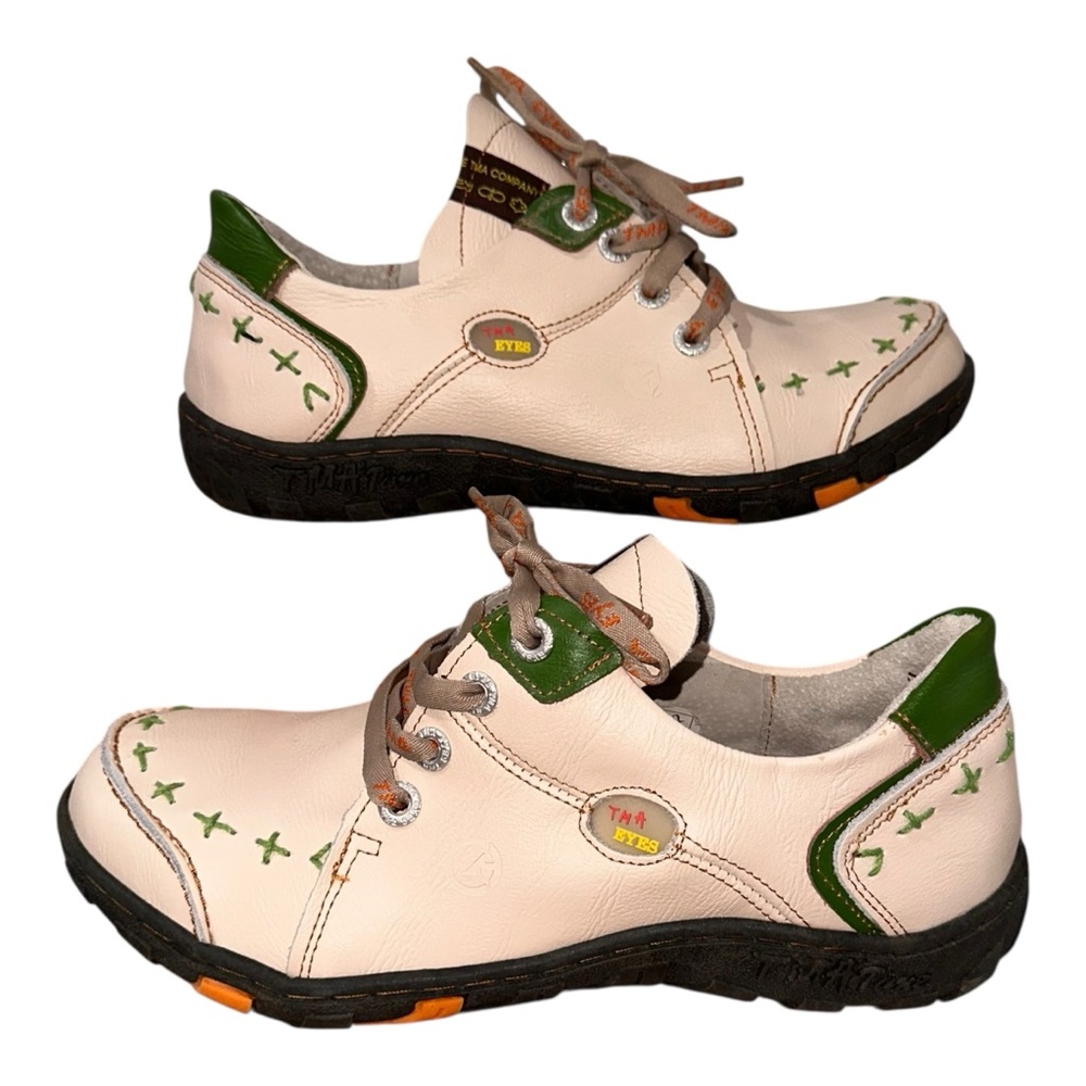TMA‎ Shoes Men's 9/42 Time Stumble Stuff Groovy Glides Washed Leather Beige